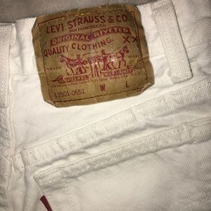 WHITE Vintage Levi's high waisted shorts